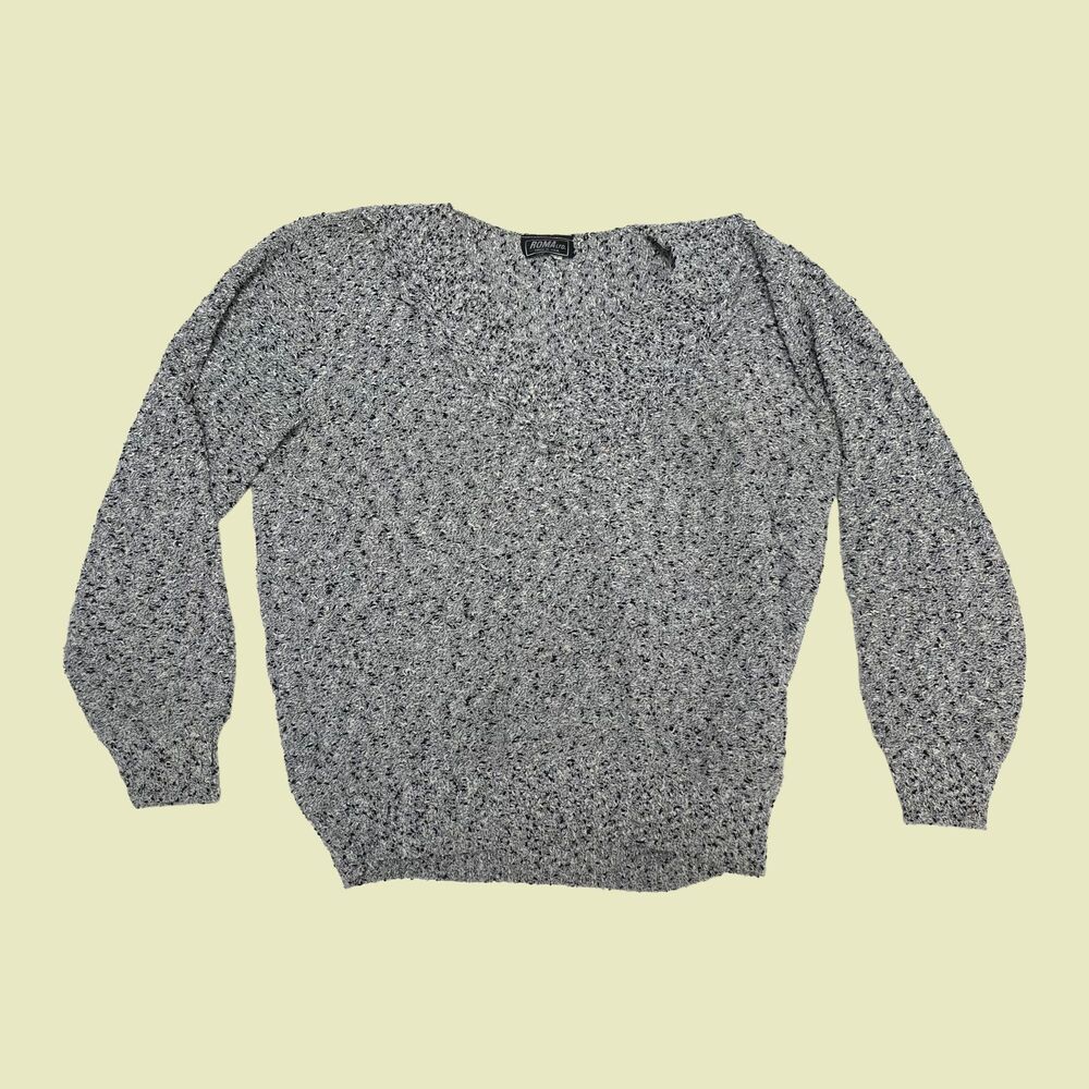 Vintage 80s pullover sweater by Roma Ltd, v neck grey sweater